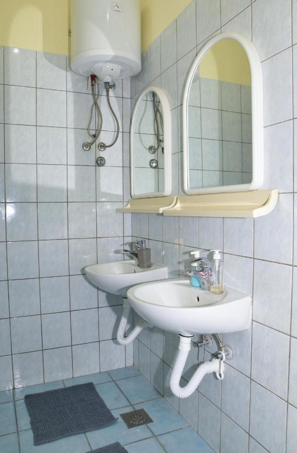 Vinkov's Center Apartment